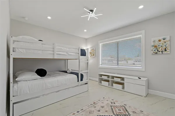 $3,000 | 1838 1st Avenue East, Bradenton, FL 34208
