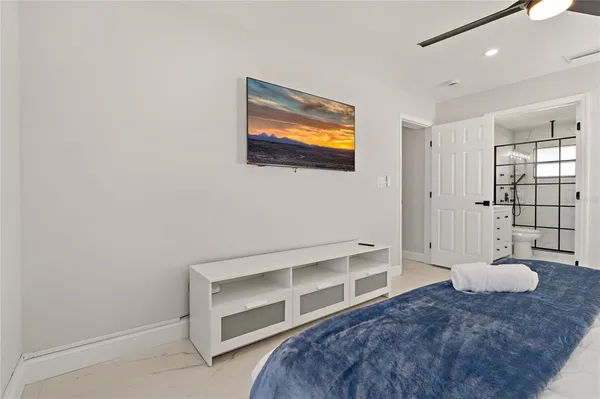 $3,000 | 1838 1st Avenue East, Bradenton, FL 34208