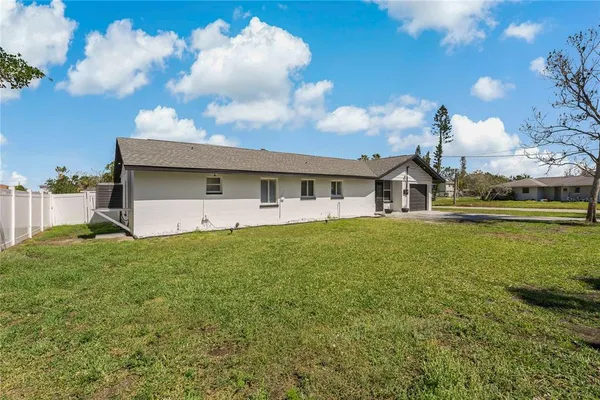 $3,000 | 1838 1st Avenue East, Bradenton, FL 34208