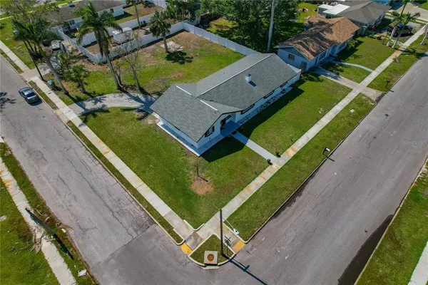 $3,000 | 1838 1st Avenue East, Bradenton, FL 34208