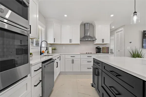 $3,000 | 1838 1st Avenue East, Bradenton, FL 34208