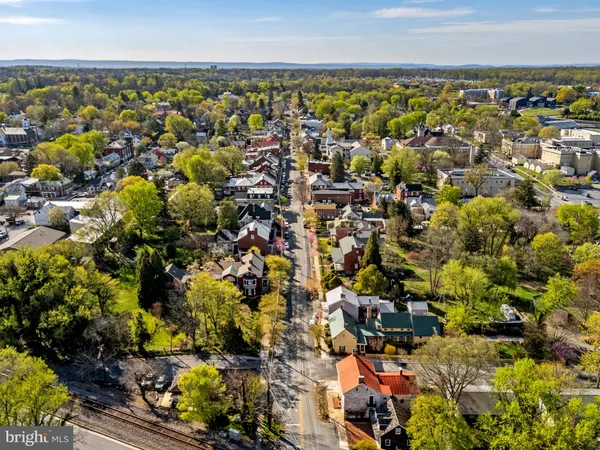 $899,000 | 301 East German Street, Shepherdstown, WV 25443