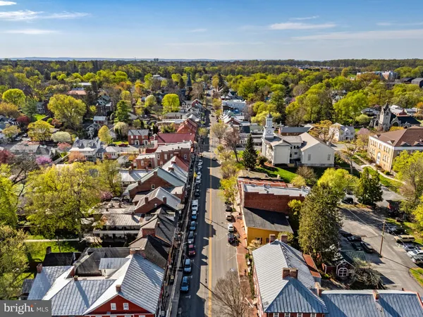 $899,000 | 301 East German Street, Shepherdstown, WV 25443