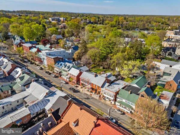 $899,000 | 301 East German Street, Shepherdstown, WV 25443