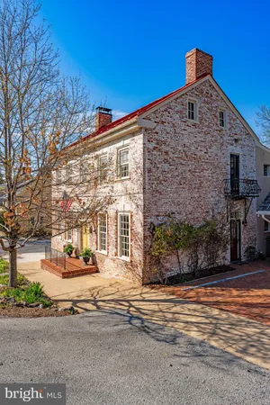 $899,000 | 301 East German Street, Shepherdstown, WV 25443