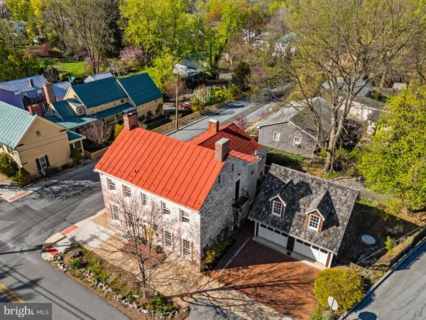 $899,000 | 301 East German Street, Shepherdstown, WV 25443