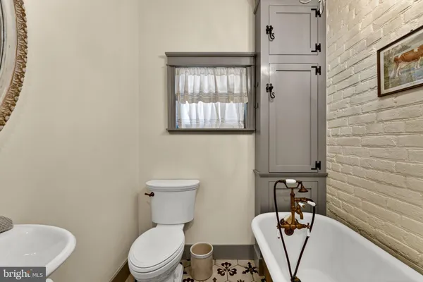 $899,000 | 301 East German Street, Shepherdstown, WV 25443