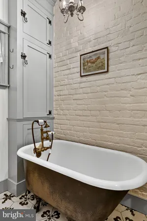 $899,000 | 301 East German Street, Shepherdstown, WV 25443