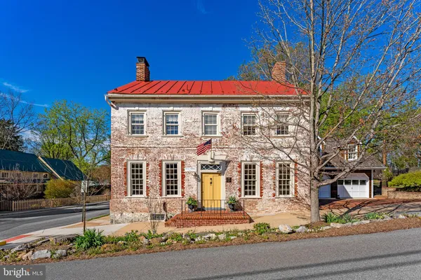 $899,000 | 301 East German Street, Shepherdstown, WV 25443