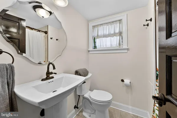 $899,000 | 301 East German Street, Shepherdstown, WV 25443
