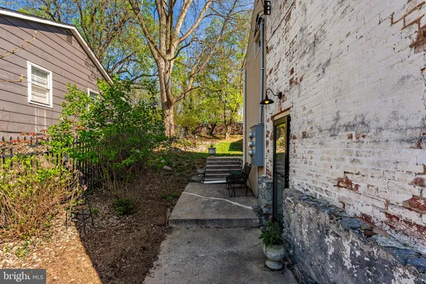 $899,000 | 301 East German Street, Shepherdstown, WV 25443
