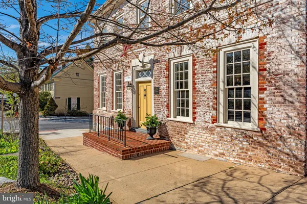 $899,000 | 301 East German Street, Shepherdstown, WV 25443
