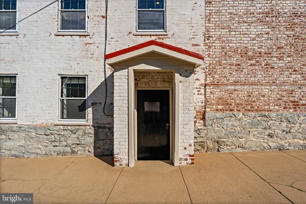 $899,000 | 301 East German Street, Shepherdstown, WV 25443