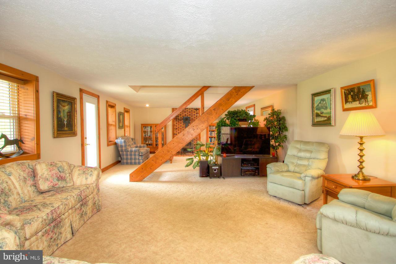3940 Prospect Road Street, MD 21154 - Photo 15 of 30 Living Room