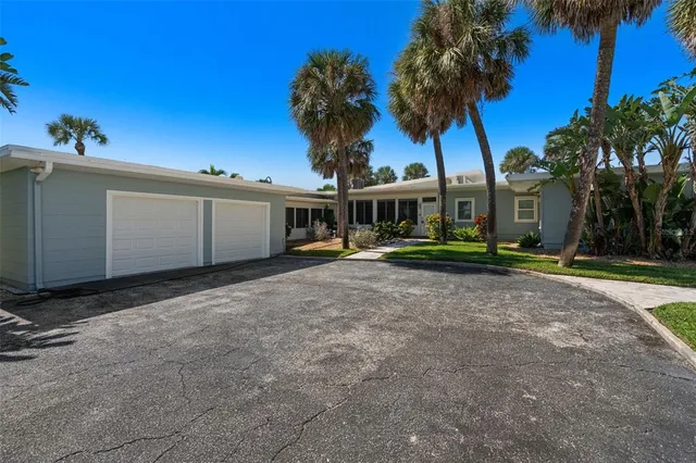 $20,000 | 1300 Gulf Boulevard, Belleair Beach, FL 33786