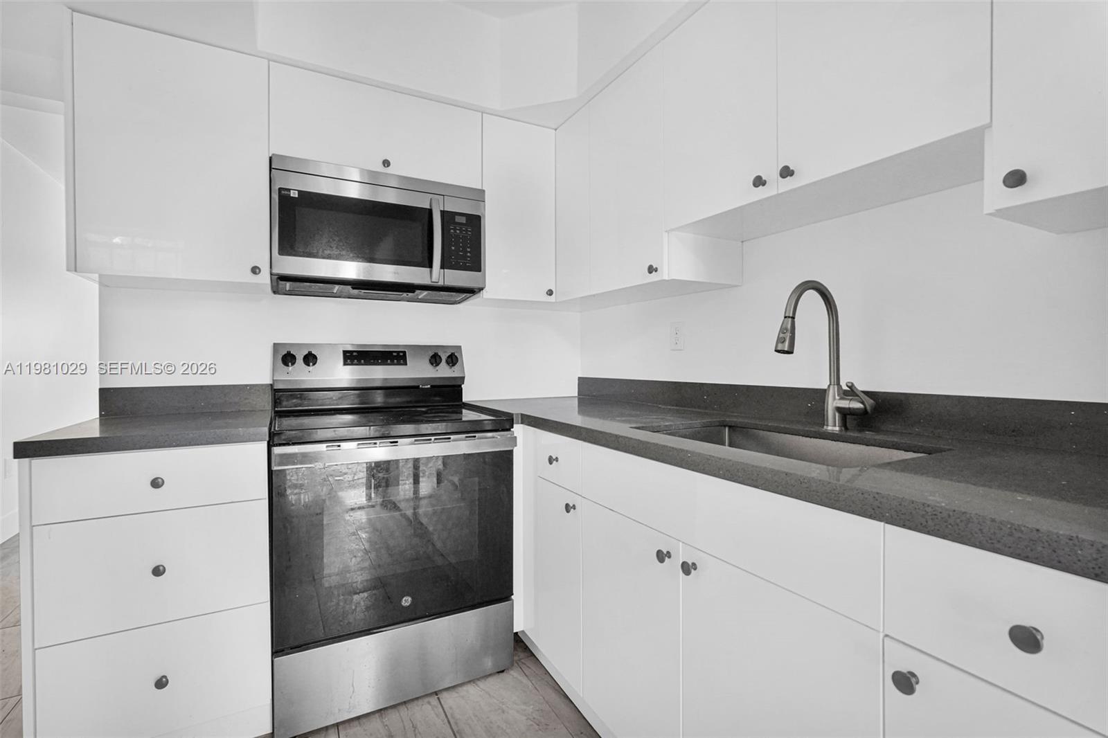 14602 Northeast 14th Avenue, Unit 1 Miami, FL 33161 - Photo 3 of 34