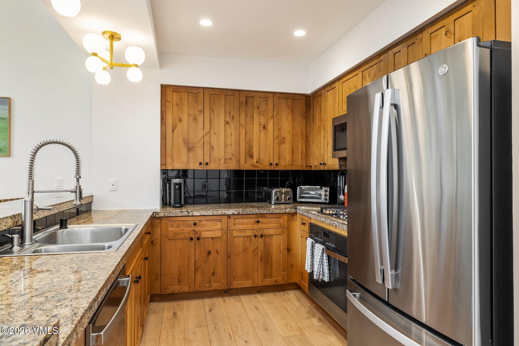 63 A Avondale Lane, Unit R220 Beaver Creek, CO 81620 - Photo 12 of 40 photo_online_012