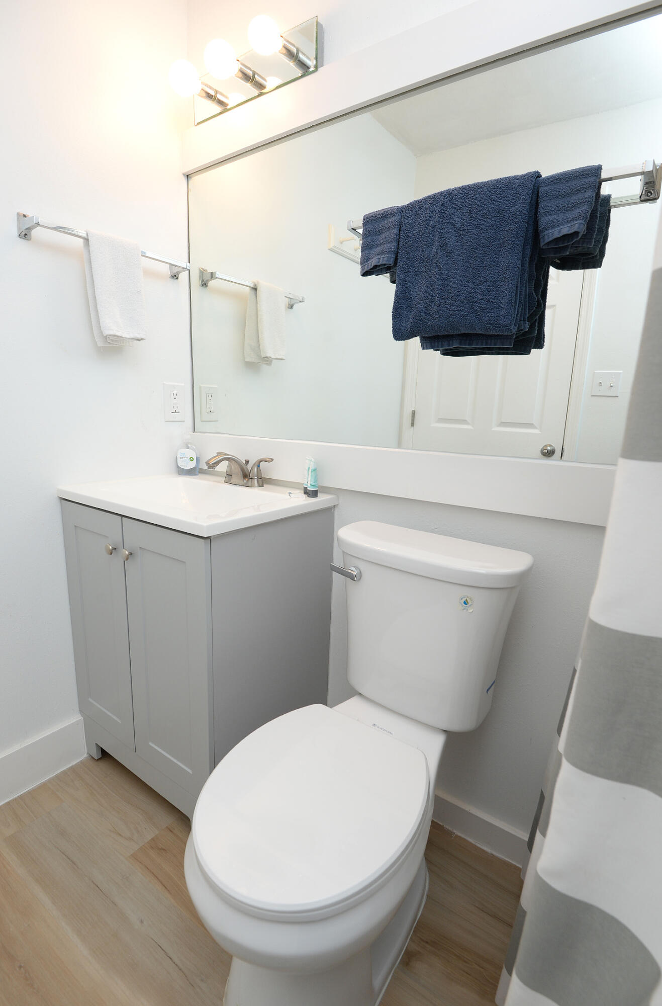 11 Beachside Drive, Unit 713 Santa Rosa Beach, FL 32459 - Photo 23 of 36 BeachsideVillaBathroom2