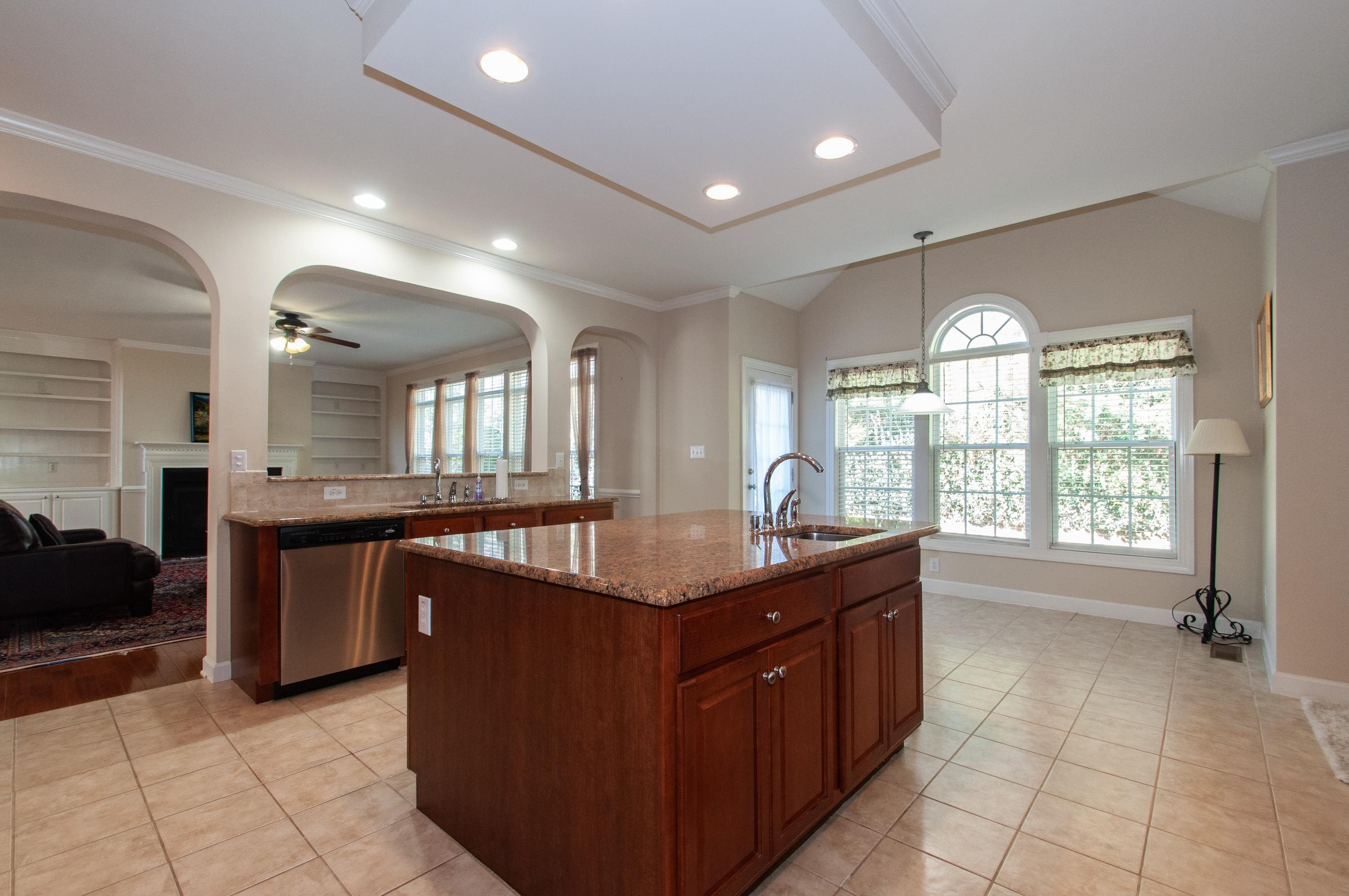 12209 Pawleys Mill Circle Raleigh, NC 27614 - Photo 9 of 41 Kitchen
