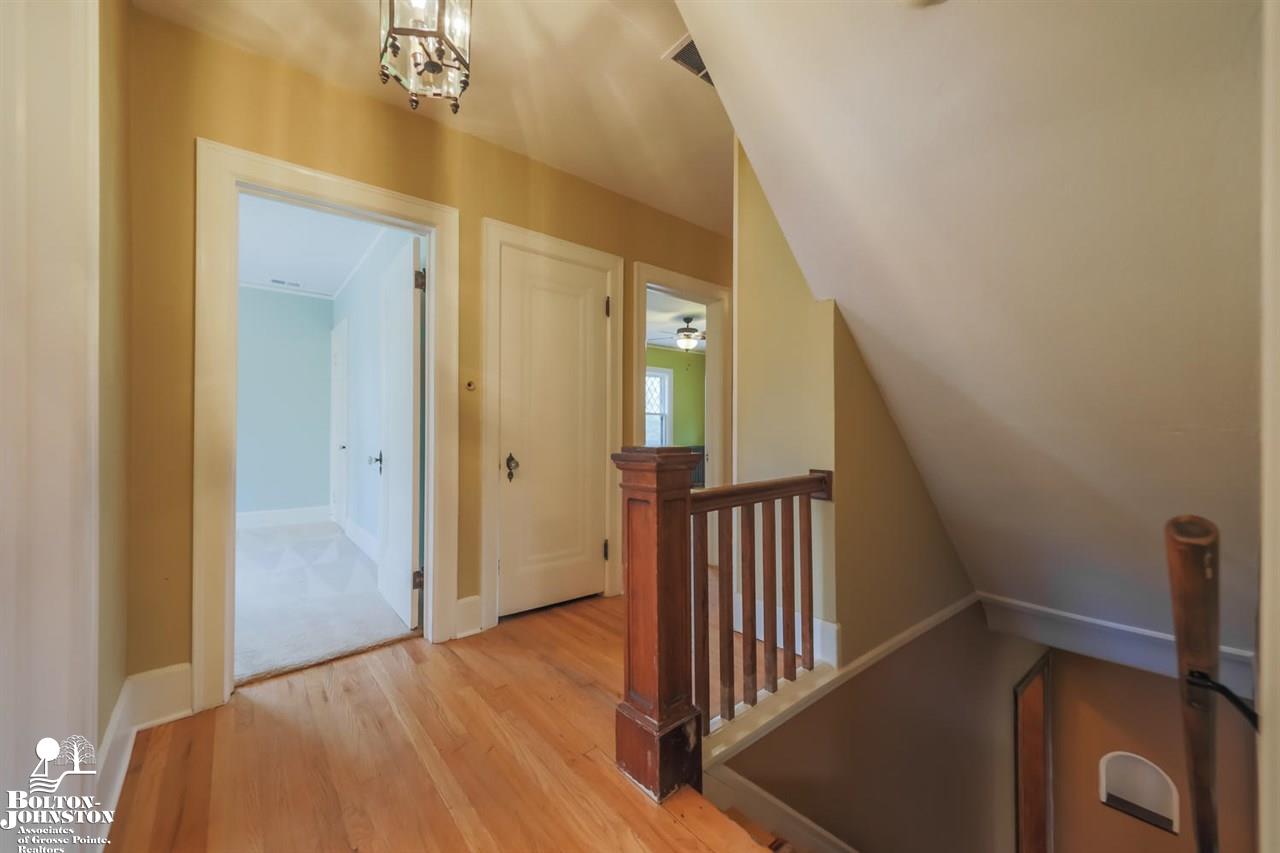 898 Westchester Road Grosse Pointe Park, MI 48230 - Photo 36 of 57