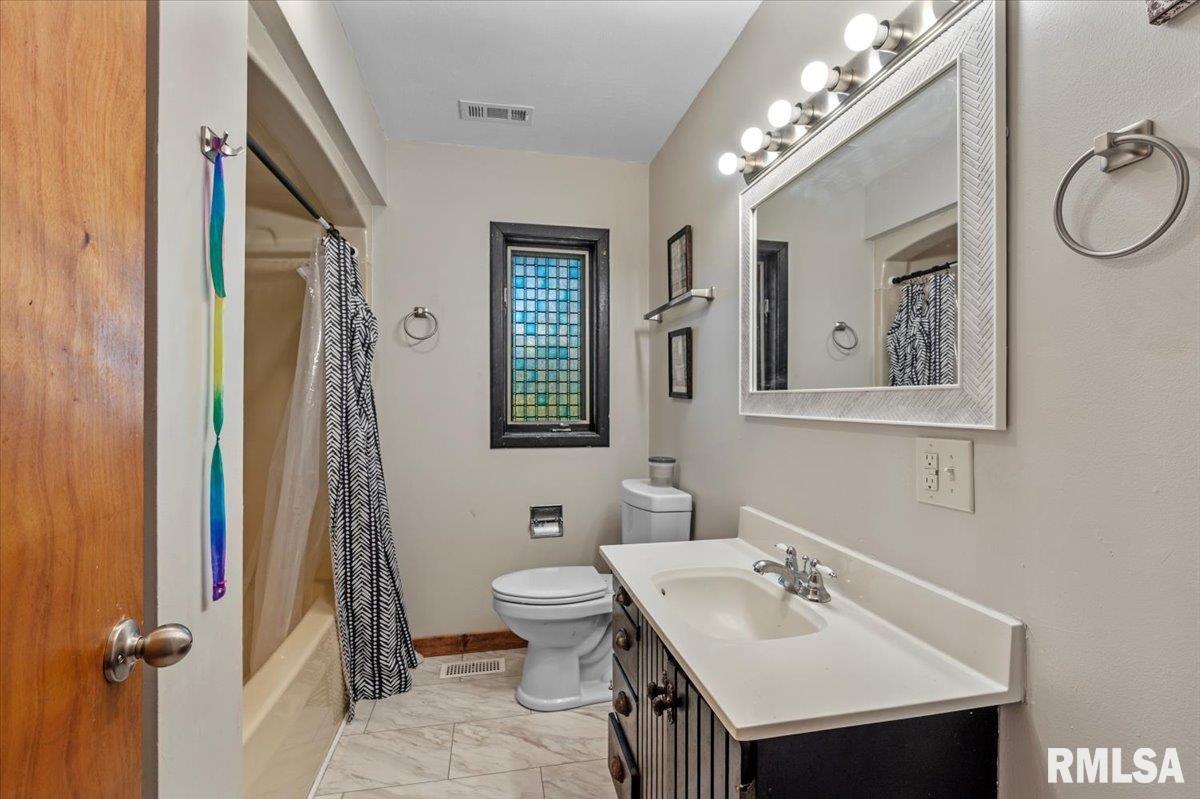 34187 East 6th Road Pawnee, IL 62558 - Photo 23 of 40 Gallery Image 23