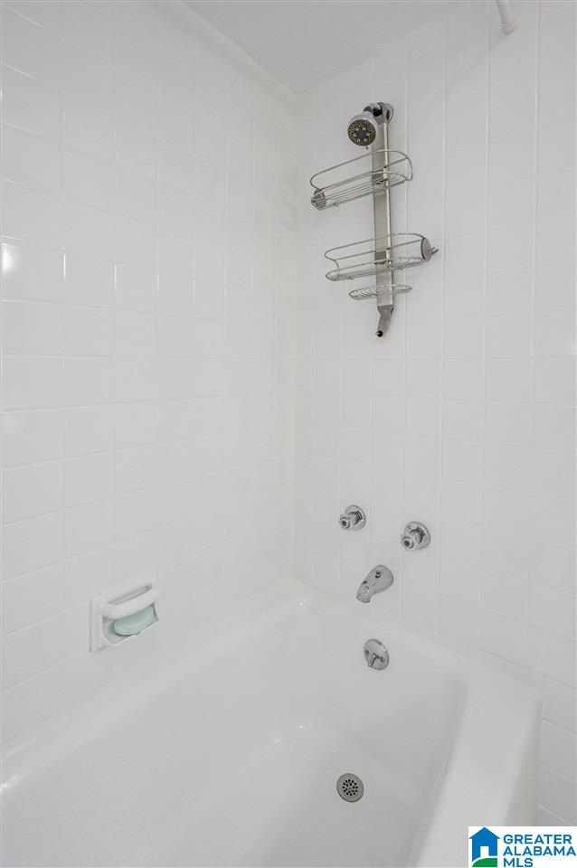 3441 South Brookwood Road Birmingham, AL 35223 - Photo 35 of 46