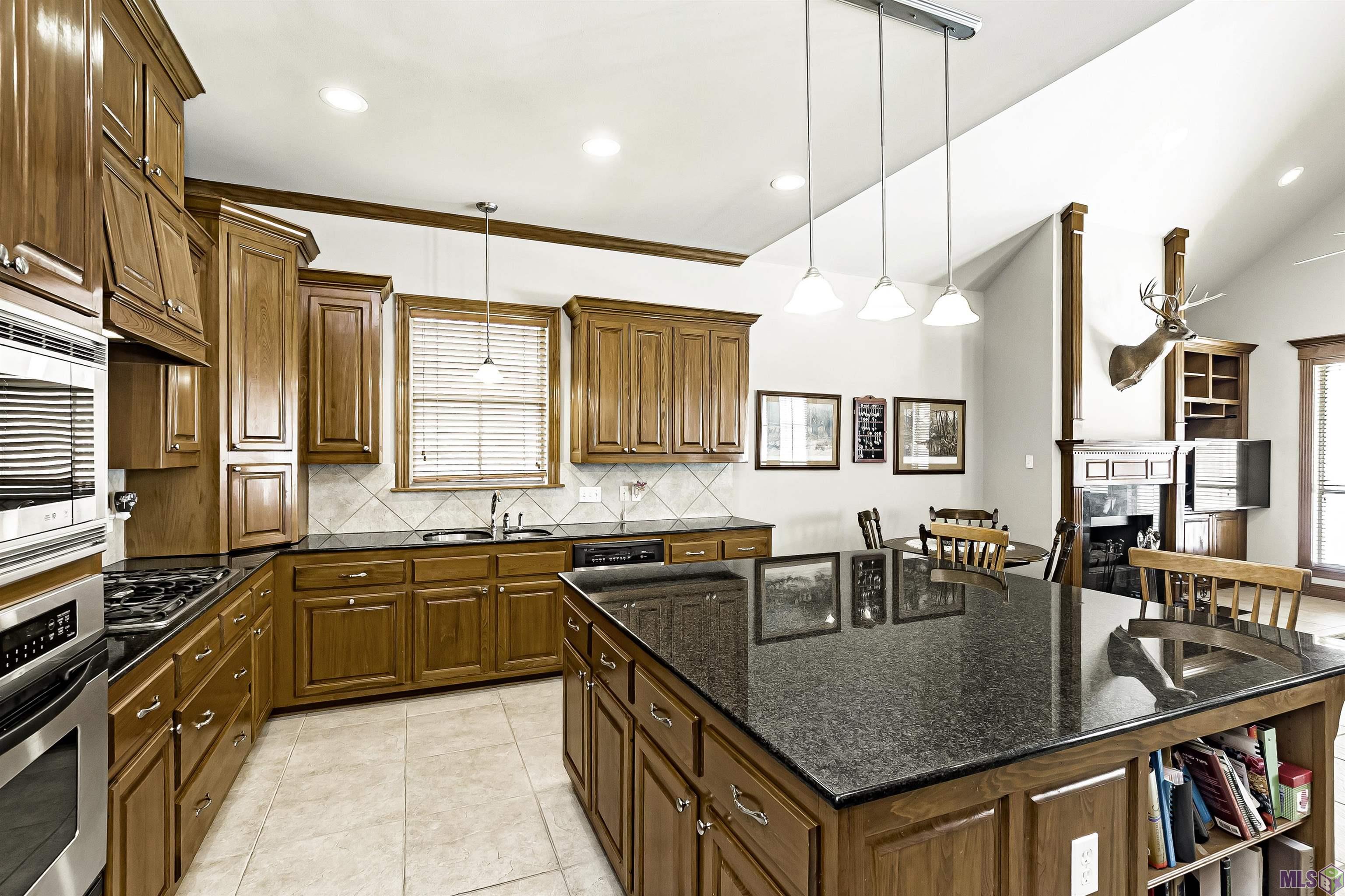 17838 British Lane Baton Rouge, LA 70810 - Photo 10 of 30