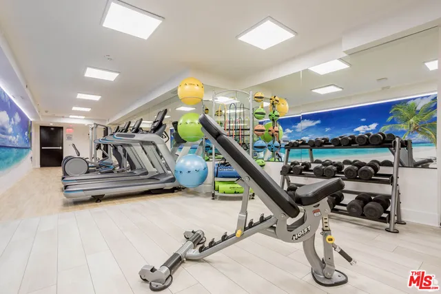 $5,500 | 105 South Doheny Drive, Unit 304, Los Angeles, CA 90048