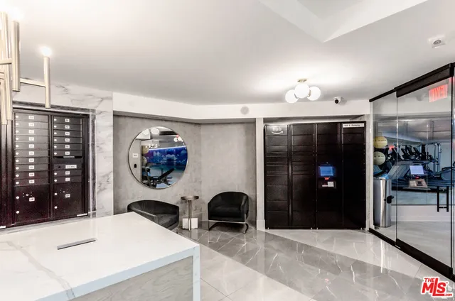 $5,500 | 105 South Doheny Drive, Unit 304, Los Angeles, CA 90048