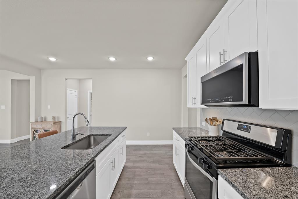 2299 Templin Avenue Forney, TX 75126 - Photo 14 of 38
