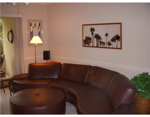 1132 Marine Way West, Unit R North Palm Beach, FL 33408 - Photo 6 of 10 Additional Photo