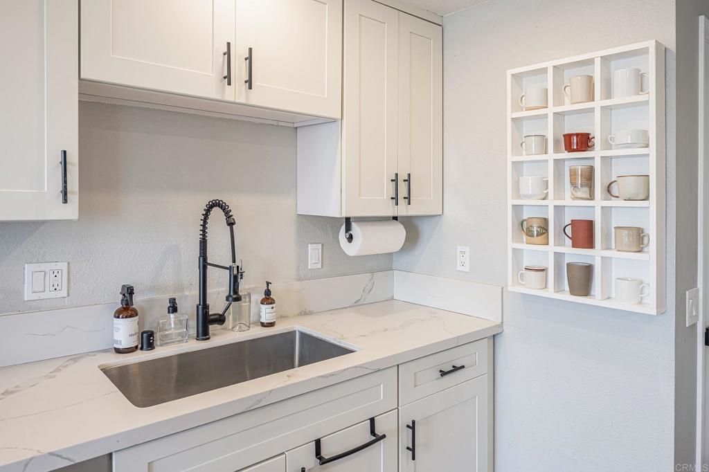 320 Grapevine Road, Unit 108 Vista, CA 92083 - Photo 3 of 33