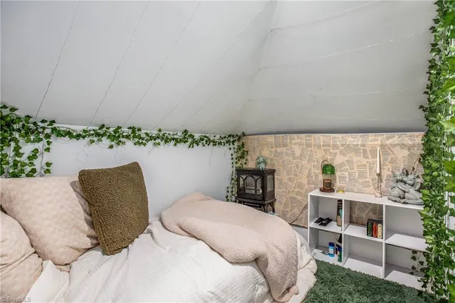 $300,000 | 310 North Bridge Street, Elkin, NC 28621