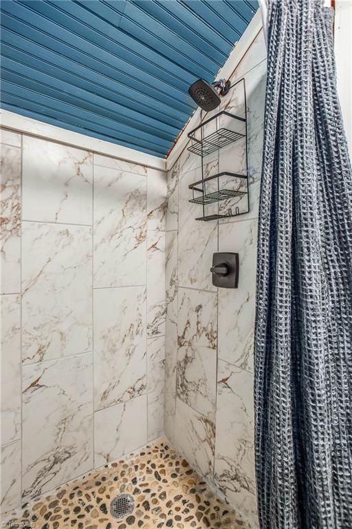 310 North Bridge Street Elkin, NC 28621 - Photo 26 of 37