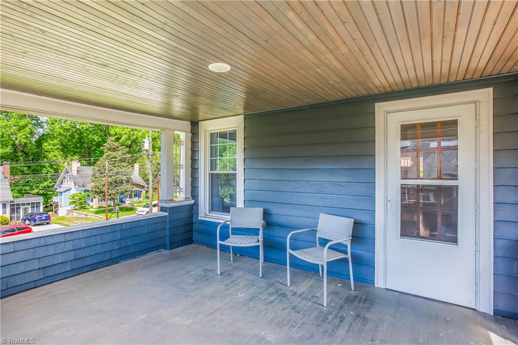 310 North Bridge Street Elkin, NC 28621 - Photo 32 of 37