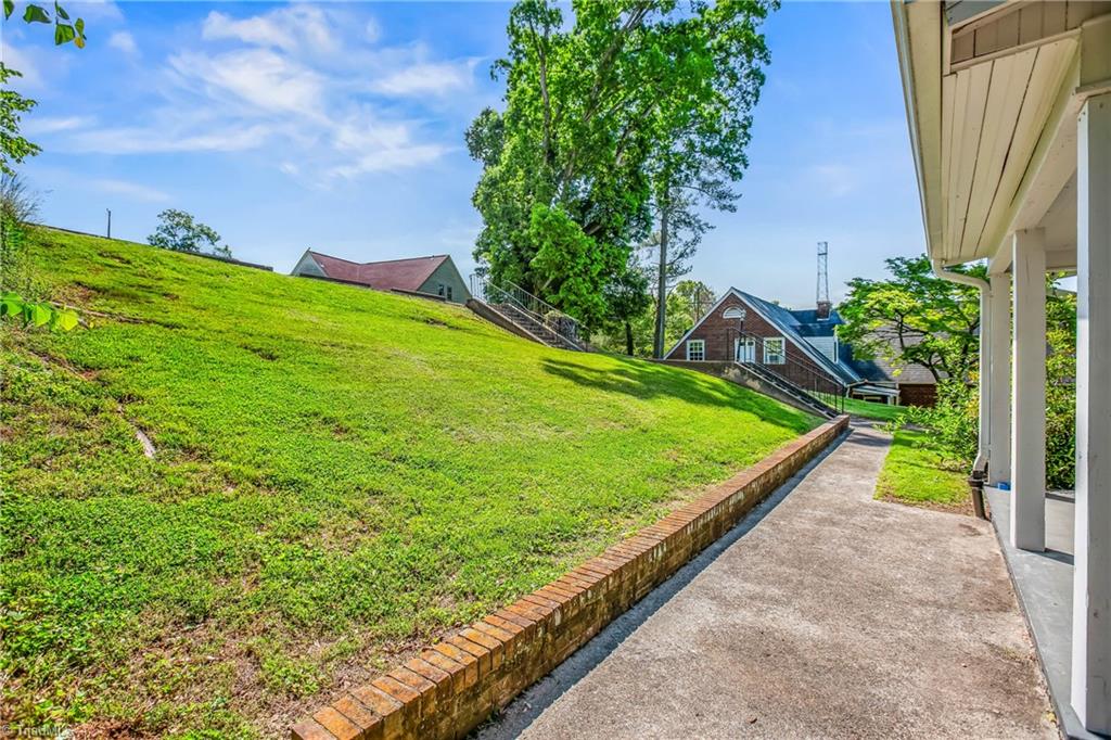 310 North Bridge Street Elkin, NC 28621 - Photo 34 of 37