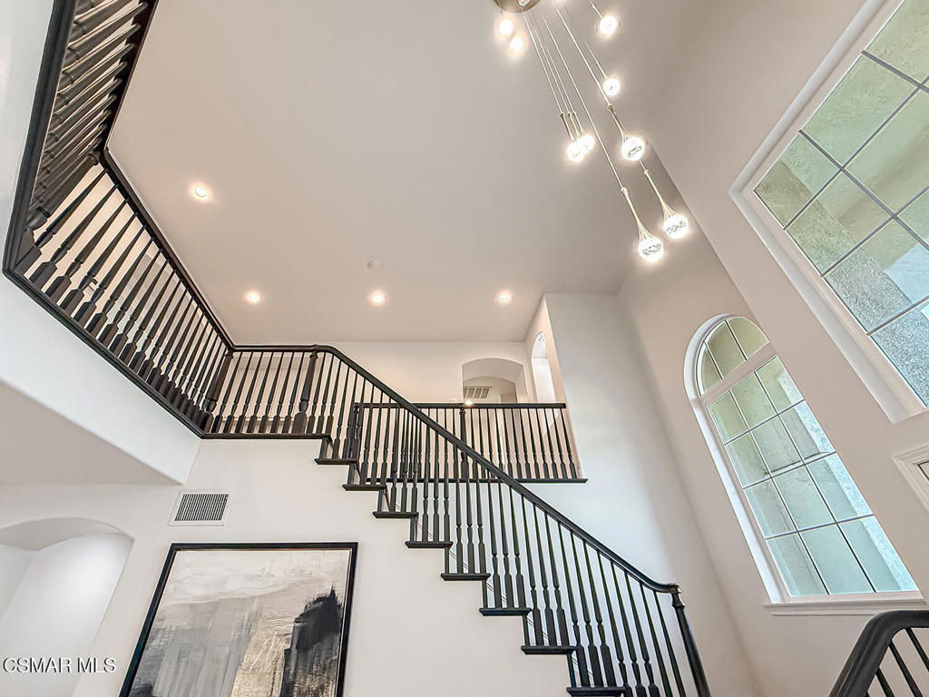 5816 Painted Pony Circle Simi Valley, CA 93063 - Photo 23 of 46 a view of entryway