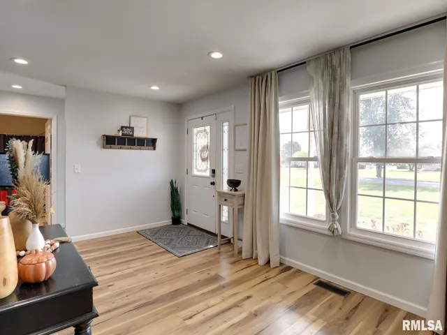 $375,000 | 1433 Hemingway Drive, Quincy, IL 62305