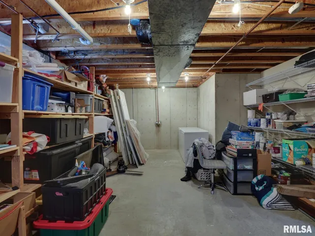 $375,000 | 1433 Hemingway Drive, Quincy, IL 62305