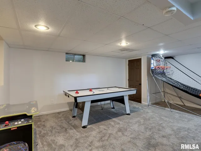 $375,000 | 1433 Hemingway Drive, Quincy, IL 62305