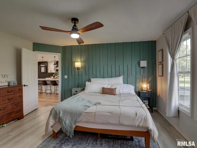 $375,000 | 1433 Hemingway Drive, Quincy, IL 62305