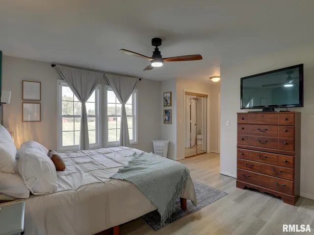 $375,000 | 1433 Hemingway Drive, Quincy, IL 62305