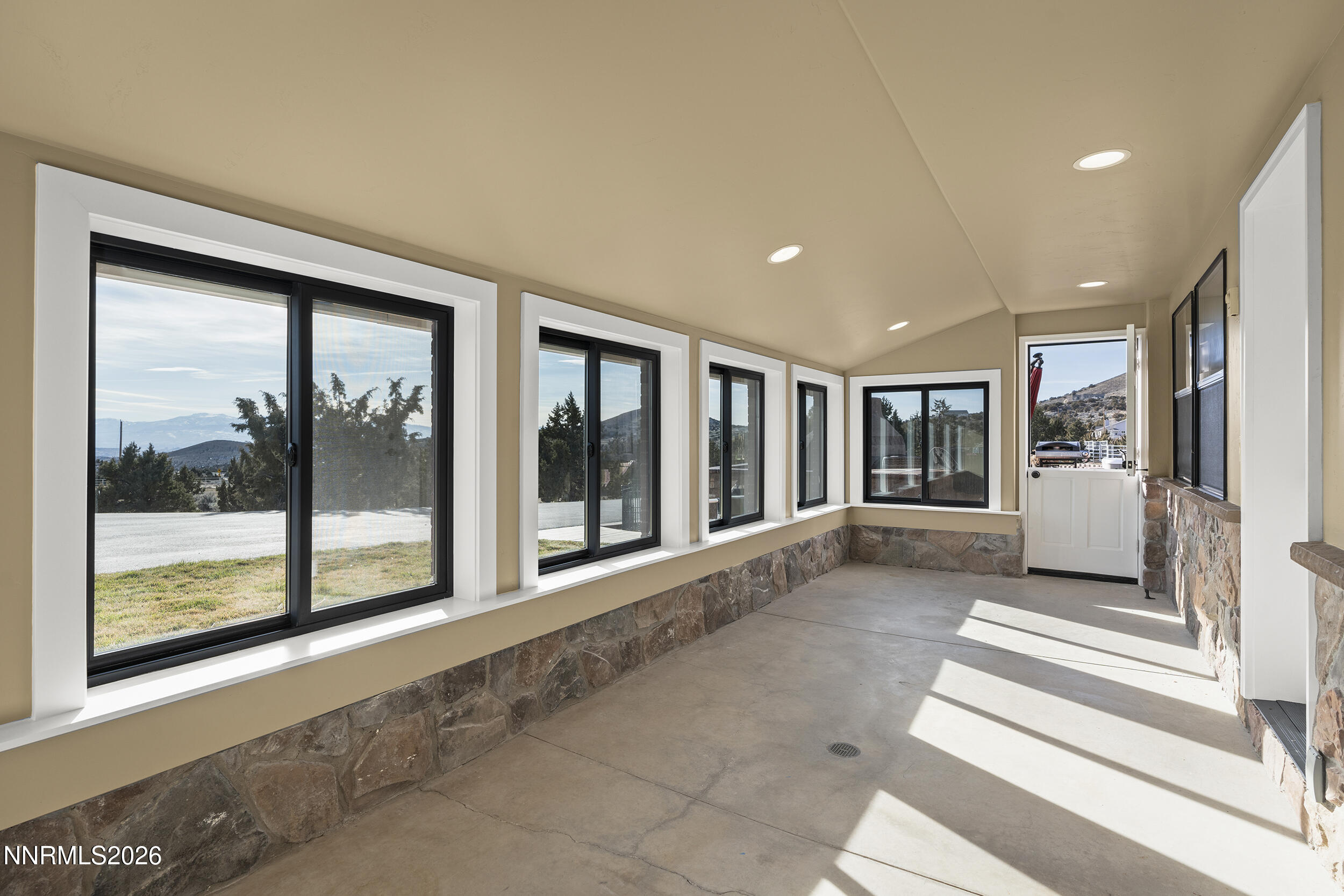 730 Encanto Drive Sparks, NV 89441 - Photo 7 of 87 44-print-_DSC5248