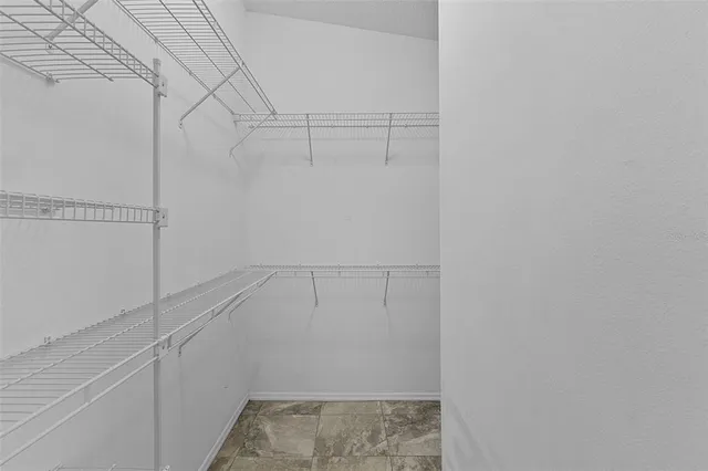 $300,000 | 2306 Oak Bend Place, The Villages, FL 32162