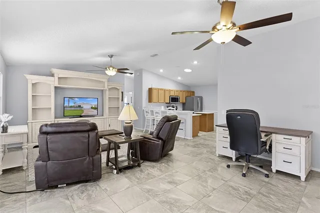 $300,000 | 2306 Oak Bend Place, The Villages, FL 32162