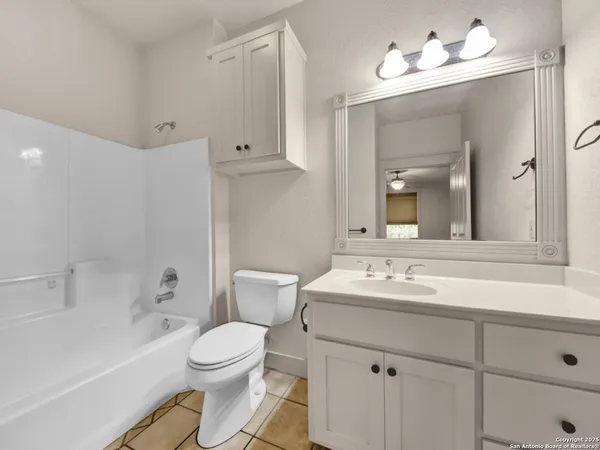 $1,690,000 | 1210 Whispering Woods Trail, New Braunfels, TX 78132