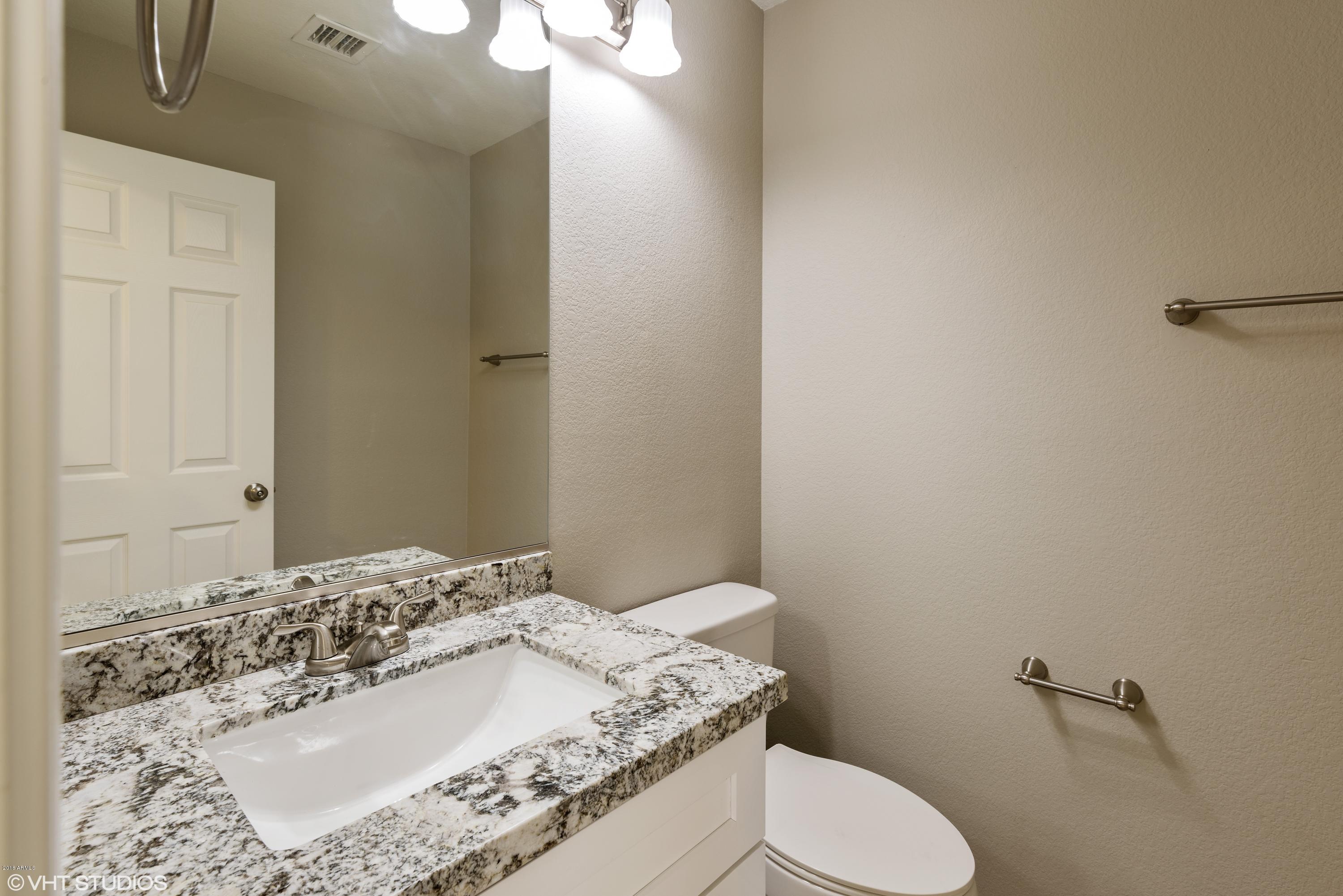 2621 East Amber Ridge Way Phoenix, AZ 85048 - Photo 14 of 25 14_2621EAMBERRIDGEWAY_2014_HiRes