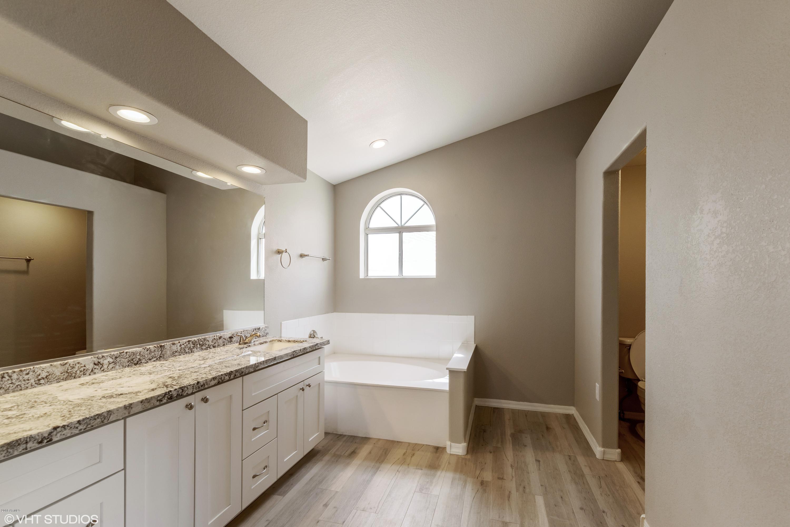 2621 East Amber Ridge Way Phoenix, AZ 85048 - Photo 21 of 25 21_2621EAMBERRIDGEWAY_2021_HiRes