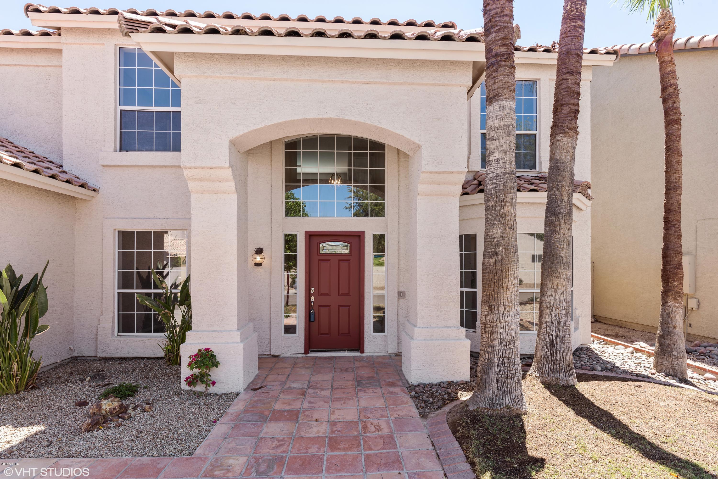 2621 East Amber Ridge Way Phoenix, AZ 85048 - Photo 4 of 25 04_2621EAMBERRIDGEWAY_2004_HiRes
