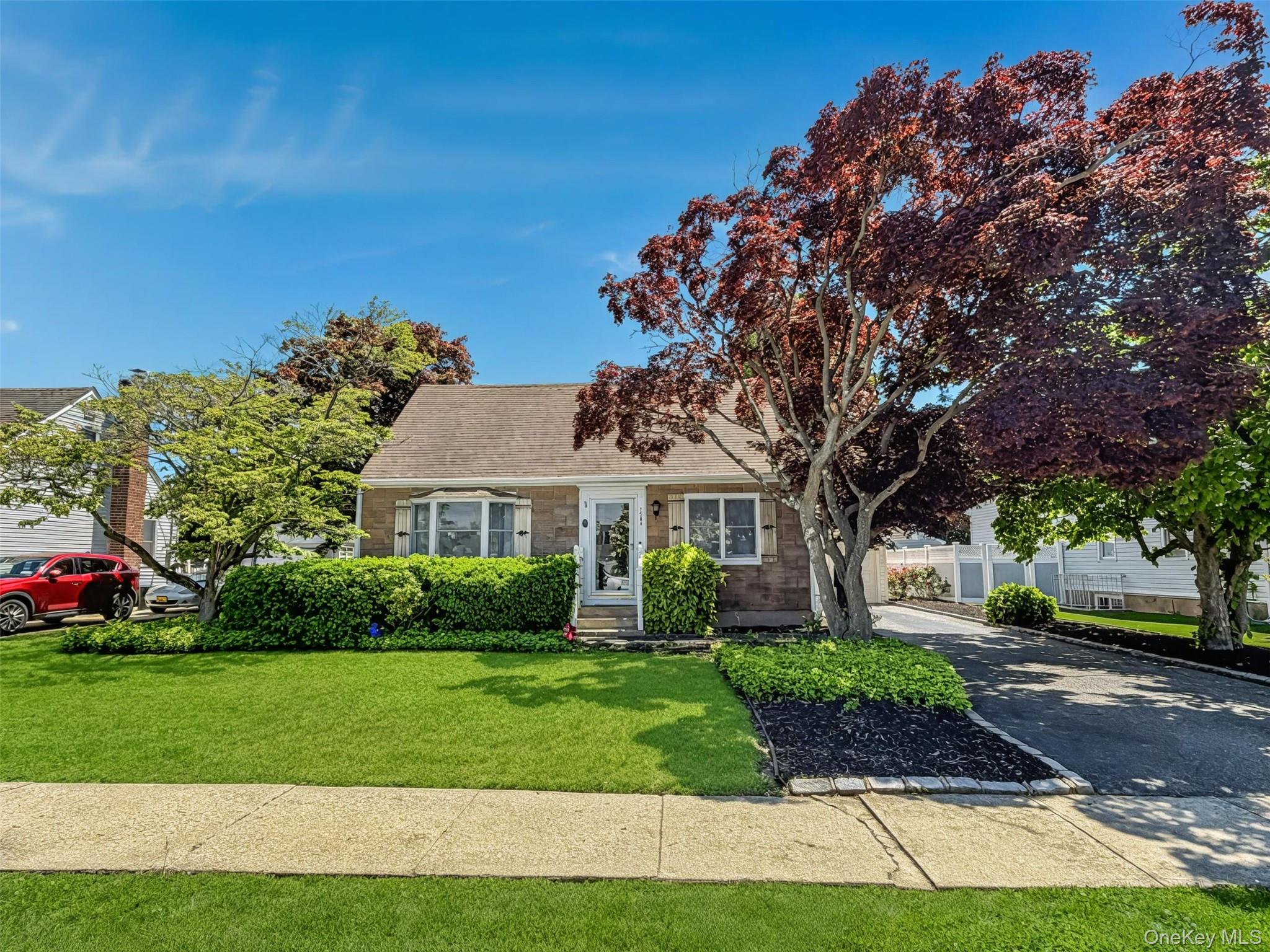 3584 Condor Road Levittown, NY 11756 - Photo 1 of 45